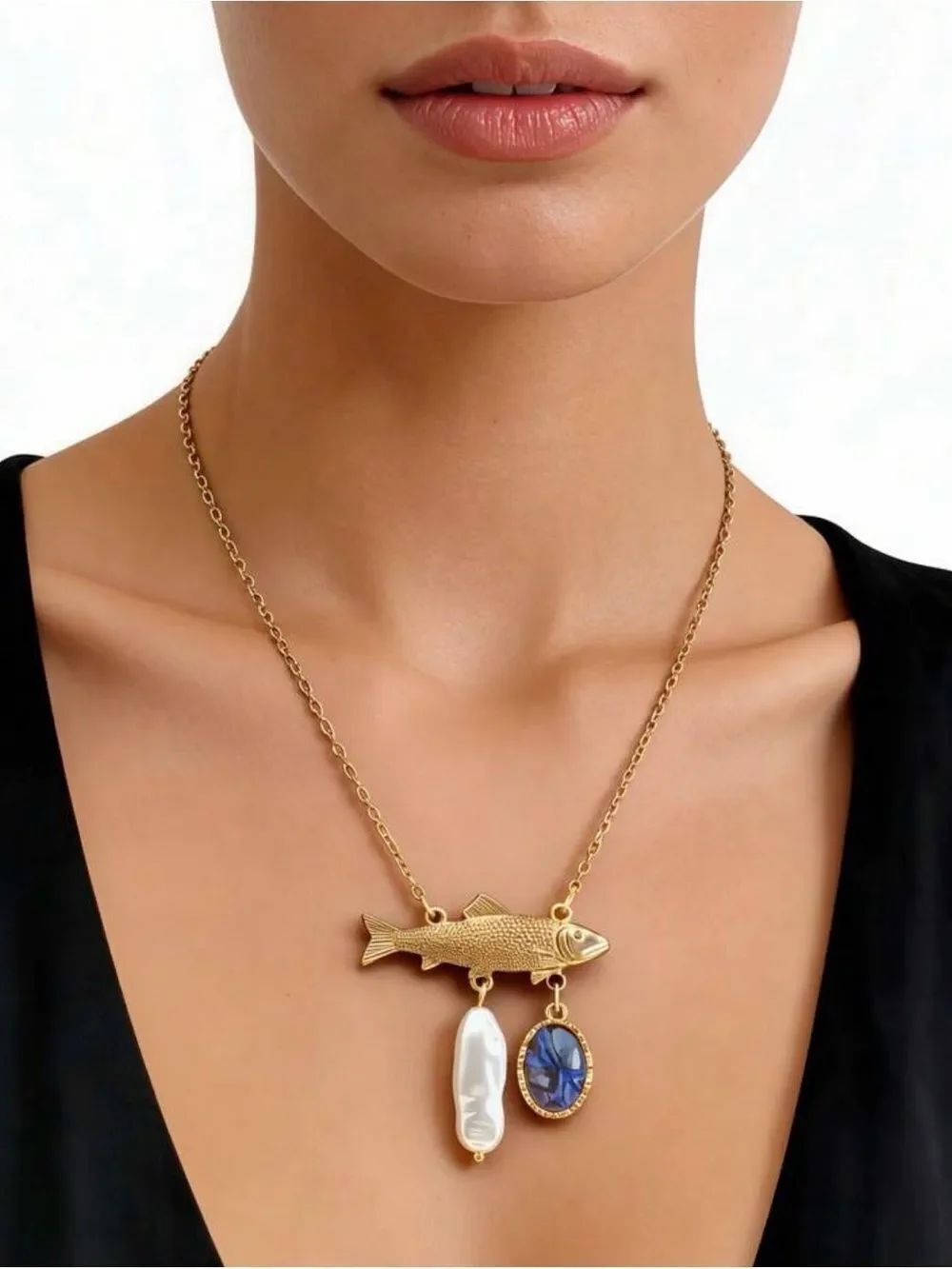Gold Fish Pendant Necklace A2097